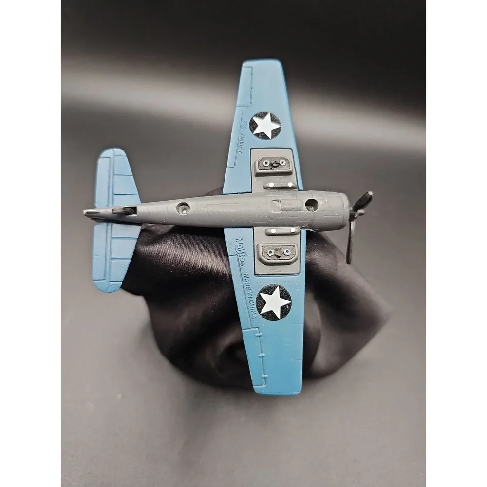 2010 Maisto Tailwinds American F6F Hellcat Military Airplane LOOSE BB